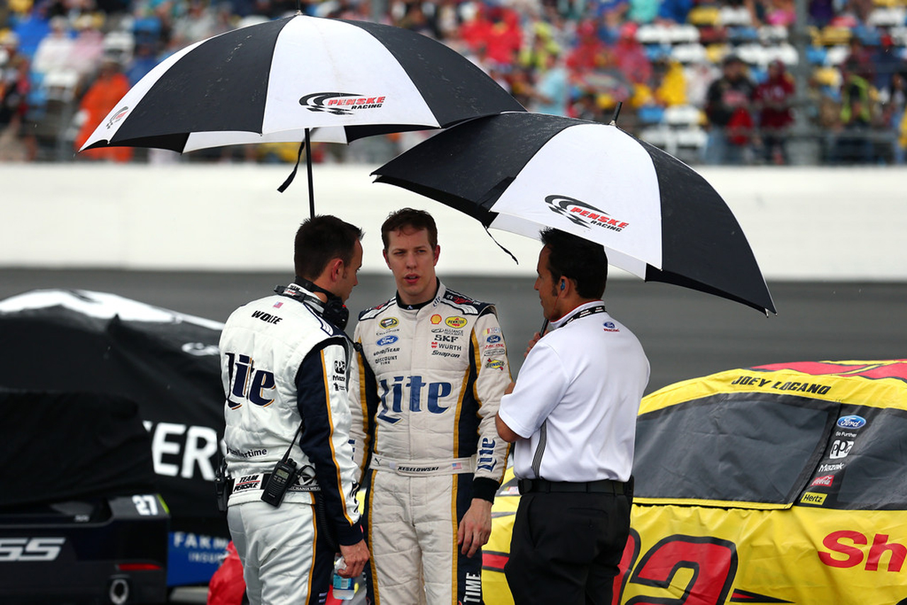 Brad talks with crew chief Paul Wolfe during the Daytona 500's six-plus-hour rain delay.